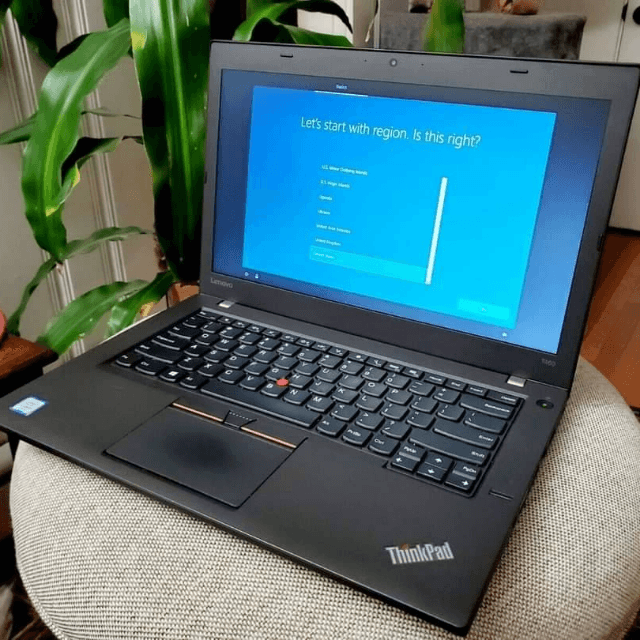 Lenovo Thinkpad L460 - 2 GB AMD REDION R5 M330 Dedicated Gpu